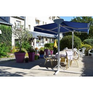 Store de terrasse double pente avec coffre - sur pied avec contreventement - SUNNY INCH