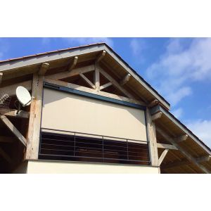 Store vertical ZIP extérieur avec motorisation solaire - Toile micro-perforé Soltis 92 - une transparence vers l'extérieur - Sunny Inch