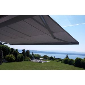 Store banne semi coffre motorisé sur mesure - Uranus 4600 - Sunny Inch